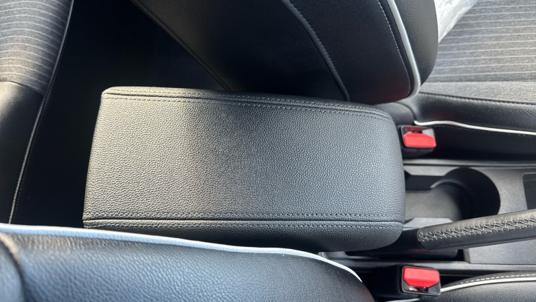 Renault Clio 1.0 TCe 90 SE Edition 5dr Petrol Hatchback